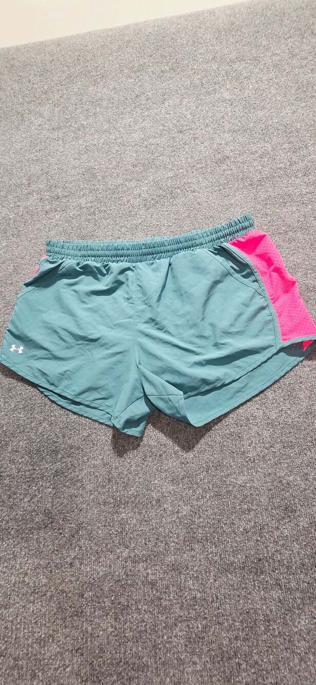 Under Armour Heatgear Loose Athletic Shorts Teal Pink XL